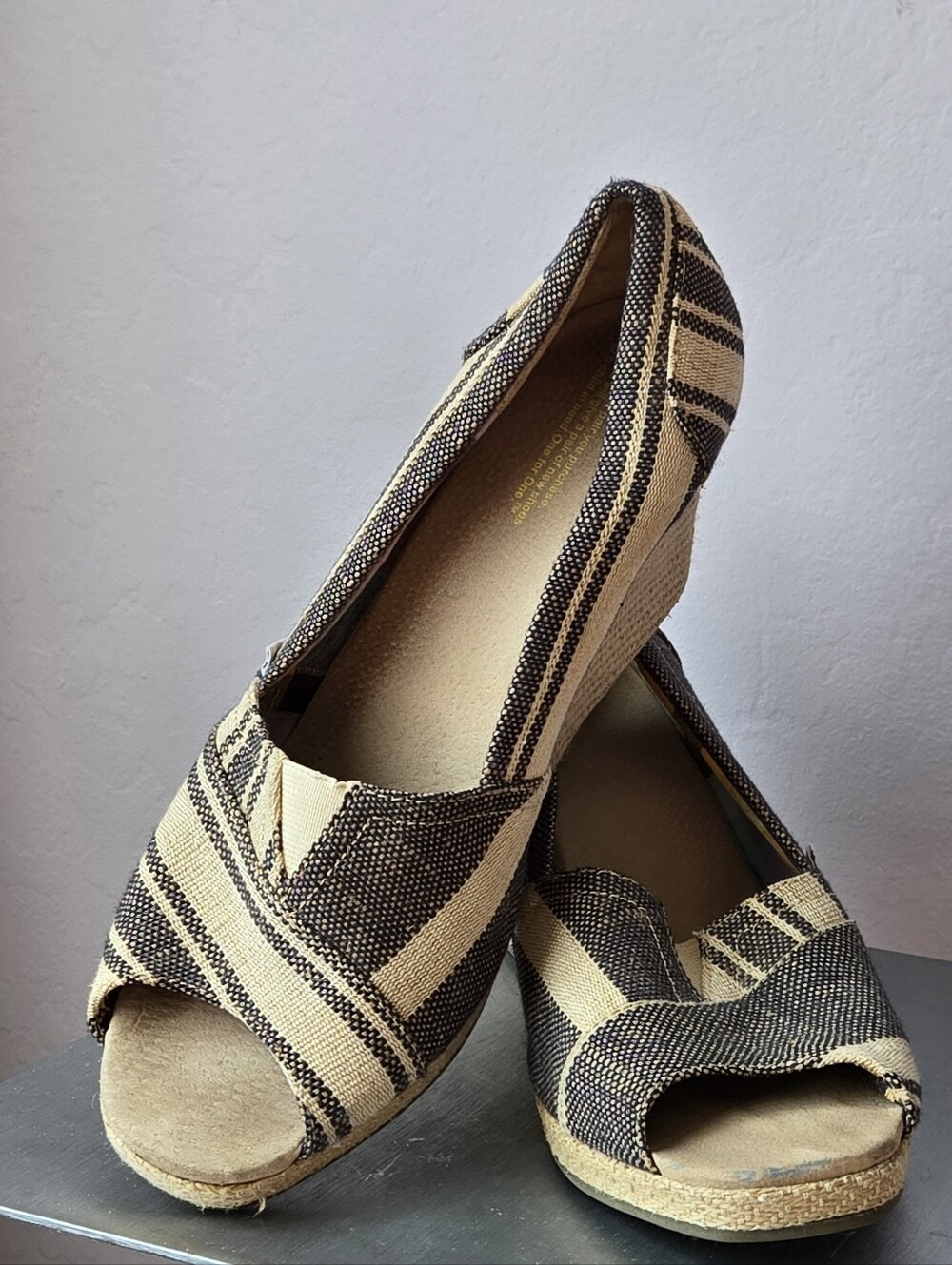 Toms Peep Toe Wedge Shoes Sandals Size 10